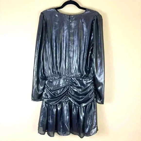 NWT Bar III Metallic Silver “80’s” Lamé Rouge Shoulder Pad Mini DressSize L - Picture 10 of 15